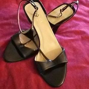 VINTAGE Authentic Gucci Black Ankle Heel Sandals